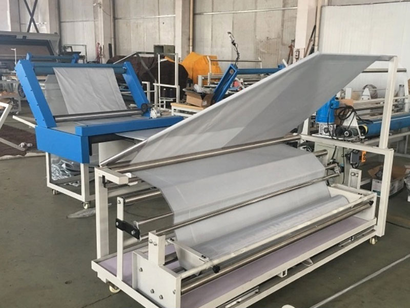 全自動(dòng)對(duì)折拼縫機(jī)